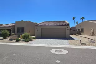 701 Dylan Ct, Wickenburg, AZ 85390 - Photo 2