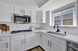 3860 E Thornton Ave, Gilbert, AZ 85297 - Photo 16