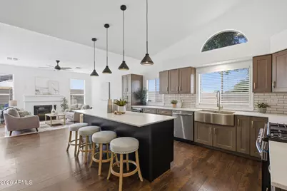 6339 W Paso Trail, Phoenix, AZ 85083 - Photo 4