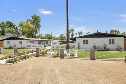 35 W Medlock Drive #4, Phoenix, AZ 85013 - Photo 1