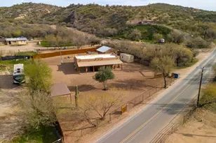 37115 S Rincon Rd, Wickenburg, AZ 85390 - Photo 26