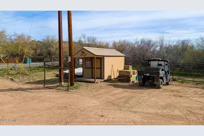 37115 S Rincon Road, Wickenburg, AZ 85390 - Photo 24
