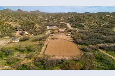 37115 S Rincon Road, Wickenburg, AZ 85390 - Photo 22