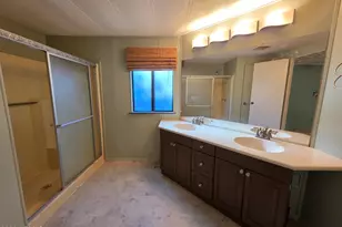 2233 E Behrend Dr, Phoenix, AZ 85024 - Photo 32