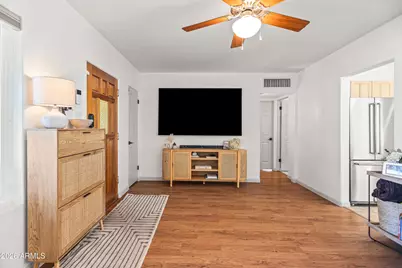 4013 E Indianola Avenue, Phoenix, AZ 85018 - Photo 4