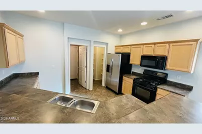 44577 W Yucca Lane, Maricopa, AZ 85138 - Photo 2