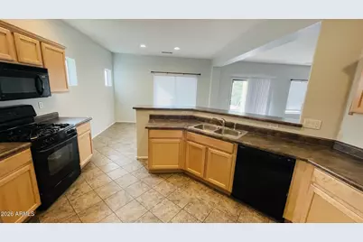 44577 W Yucca Lane, Maricopa, AZ 85138 - Photo 4