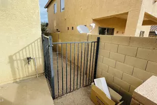 44577 W Yucca Ln, Maricopa, AZ 85138 - Photo 18