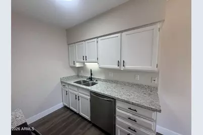 555 N May Street #29, Mesa, AZ 85201 - Photo 4