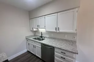 555 N May St, Mesa, AZ 85201 - Photo 4