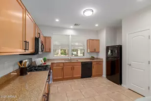 1418 S Newberry Ln, Tempe, AZ 85281 - Photo 8