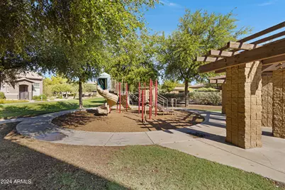 15240 N 142nd Avenue #2111, Surprise, AZ 85379 - Photo 32