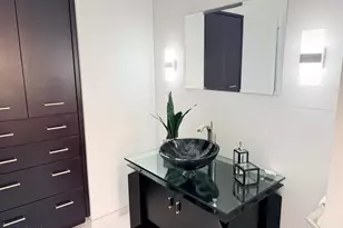 8989 N Gainey Center Dr, Scottsdale, AZ 85258 - Photo 38