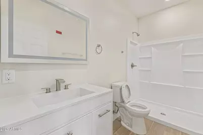 9425 N 9th Avenue, Phoenix, AZ 85021 - Photo 10