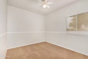 946 W Torrey Pines Blvd, Casa Grande, AZ 85122 - Photo 20