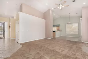 946 W Torrey Pines Blvd, Casa Grande, AZ 85122 - Photo 8