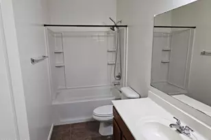 238 N 174th Dr, Goodyear, AZ 85338 - Photo 10