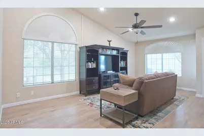 781 E Colt Road, Chandler, AZ 85225 - Photo 2