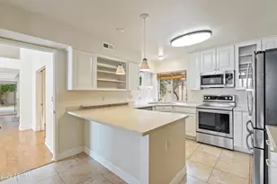 10077 E Calle De Cielo Cir, Scottsdale, AZ 85258 - Photo 10