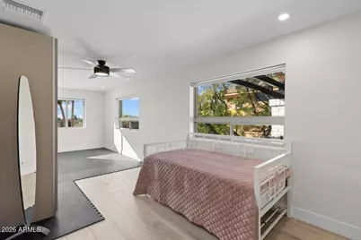 15615 N 8th Place, Phoenix, AZ 85022 - Photo 32