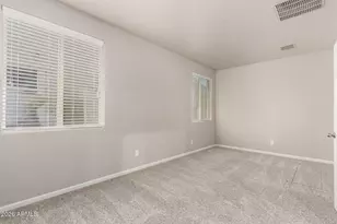 854 W Lowell Dr., San Tan Valley, AZ 85140 - Photo 8