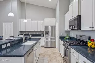 14325 W Banff Ln, Surprise, AZ 85379 - Photo 16