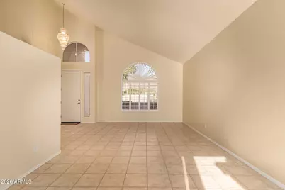 1219 E Granite View Drive, Phoenix, AZ 85048 - Photo 2