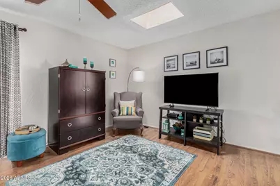 4106 W Purdue Avenue, Phoenix, AZ 85051 - Photo 8