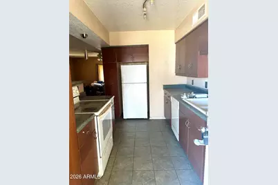 18936 W Roosevelt Street, Buckeye, AZ 85326 - Photo 10