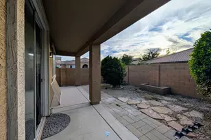 3848 E Pollack St, Phoenix, AZ 85042 - Photo 56