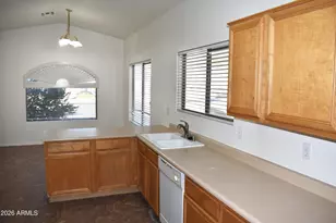 3427 W Via Del Sol Dr, Phoenix, AZ 85027 - Photo 4