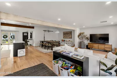 4614 E Devonshire Avenue, Phoenix, AZ 85018 - Photo 4