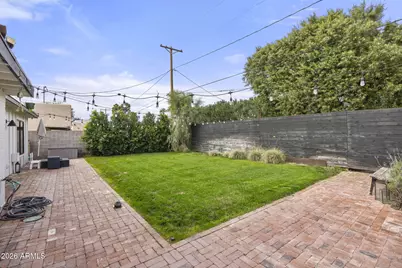 4614 E Devonshire Avenue, Phoenix, AZ 85018 - Photo 20