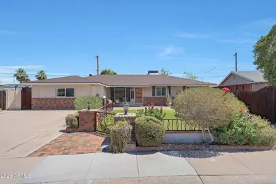 8112 E Monte Vista Road, Scottsdale, AZ 85257 - Photo 4