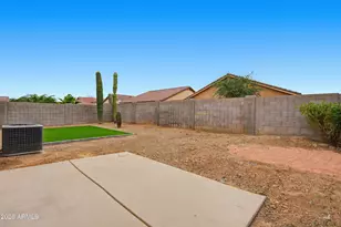15656 W Acapulco Ln, Surprise, AZ 85379 - Photo 28