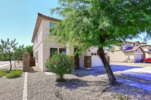3327 W Leodra Ln, Phoenix, AZ 85041 - Photo 2