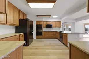 9875 W Magnolia Ct, Sun City, AZ 85373 - Photo 8