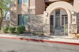 7027 N Scottsdale Rd, Paradise Valley, AZ 85253 - Photo 16