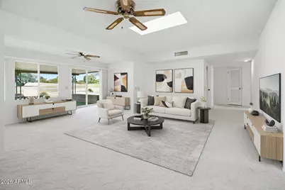 10326 W Highwood Lane, Sun City, AZ 85373 - Photo 12