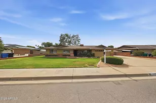 2255 E Jacaranda St, Mesa, AZ 85213 - Photo 60