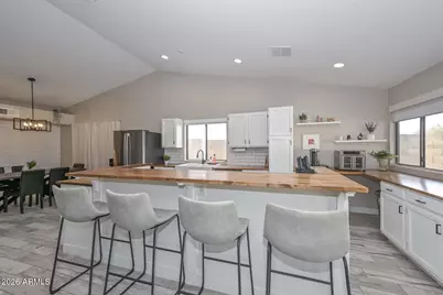 3918 W Calle Lejos --, Glendale, AZ 85310 - Photo 8