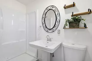 1748 E Monte Vista Rd, Phoenix, AZ 85006 - Photo 26