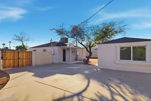 1748 E Monte Vista Rd, Phoenix, AZ 85006 - Photo 20