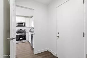 1748 E Monte Vista Rd, Phoenix, AZ 85006 - Photo 12