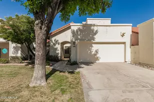 1906 E Calle De Arcos Dr, Tempe, AZ 85284 - Photo 4