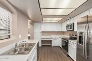 1906 E Calle De Arcos Dr, Tempe, AZ 85284 - Photo 14