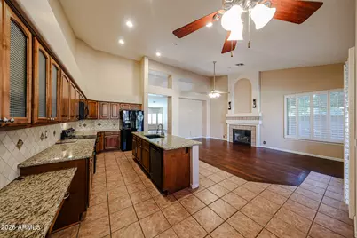 5930 W Louise Drive, Glendale, AZ 85310 - Photo 8