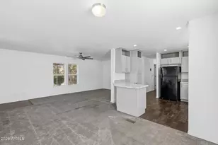 19401 N 7th Street N, Phoenix, AZ 85024 - Photo 16