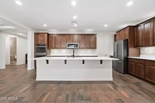 12516 W McLellan Ct, Glendale, AZ 85307 - Photo 6