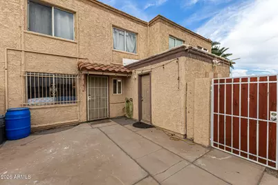4224 S 46th Place, Phoenix, AZ 85040 - Photo 2